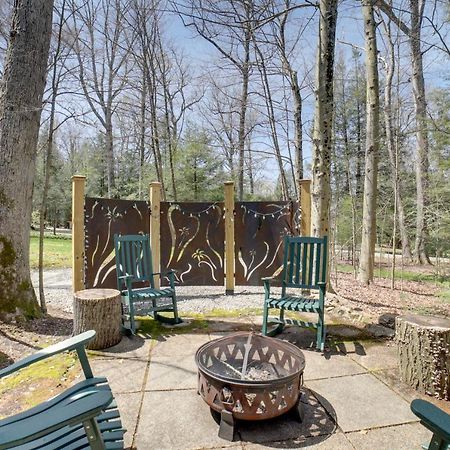 Pet-Friendly Pennsylvania Vacation Rental With Pool! Laughlintown Εξωτερικό φωτογραφία