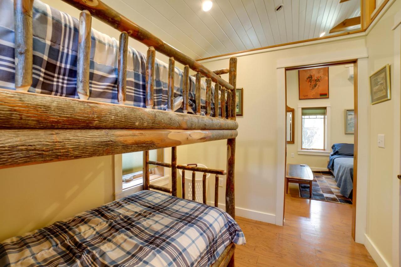 Pet-Friendly Pennsylvania Vacation Rental With Pool! Laughlintown Εξωτερικό φωτογραφία