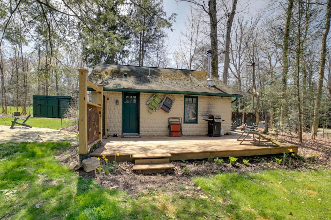 Pet-Friendly Pennsylvania Vacation Rental With Pool! Laughlintown Εξωτερικό φωτογραφία