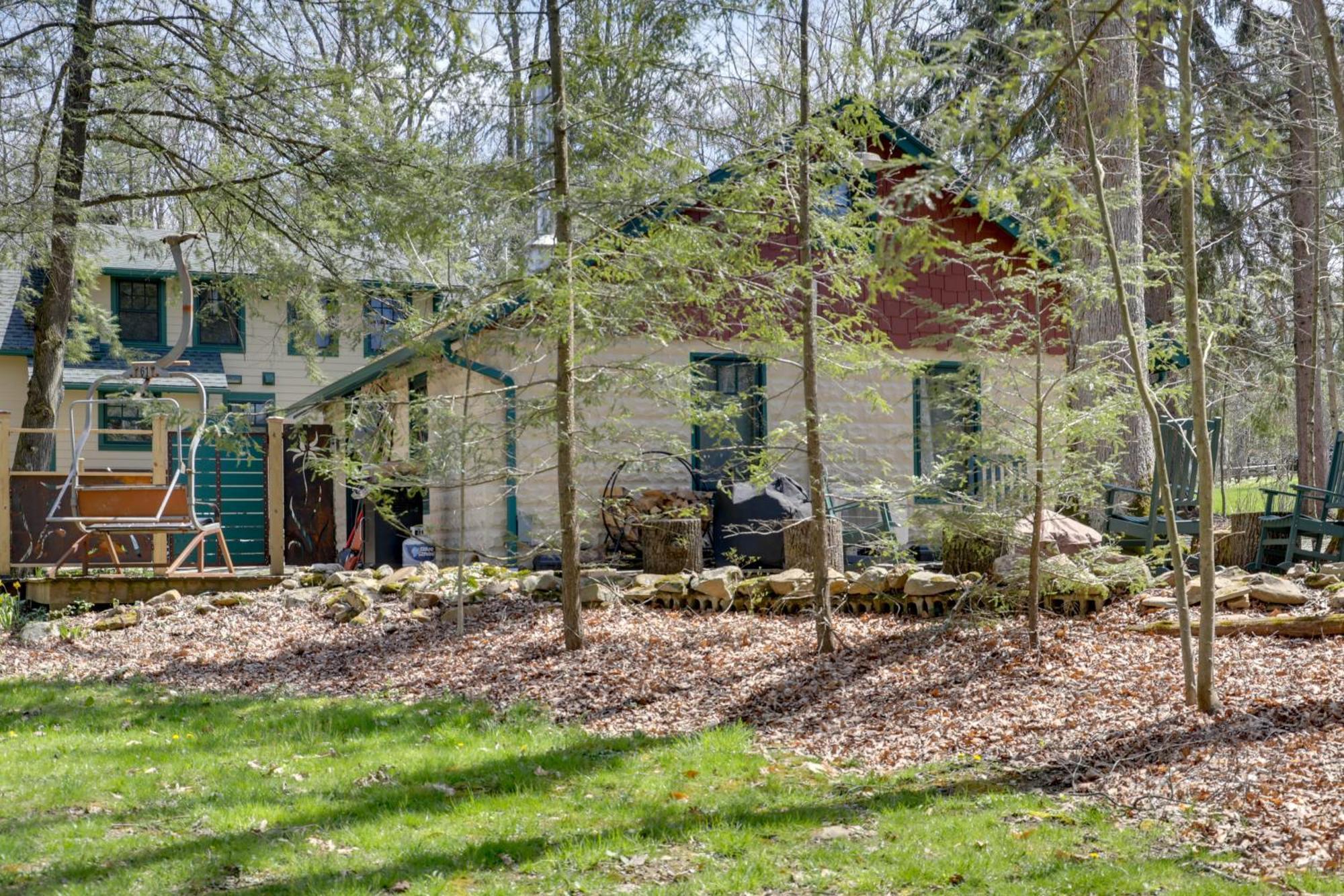 Pet-Friendly Pennsylvania Vacation Rental With Pool! Laughlintown Εξωτερικό φωτογραφία